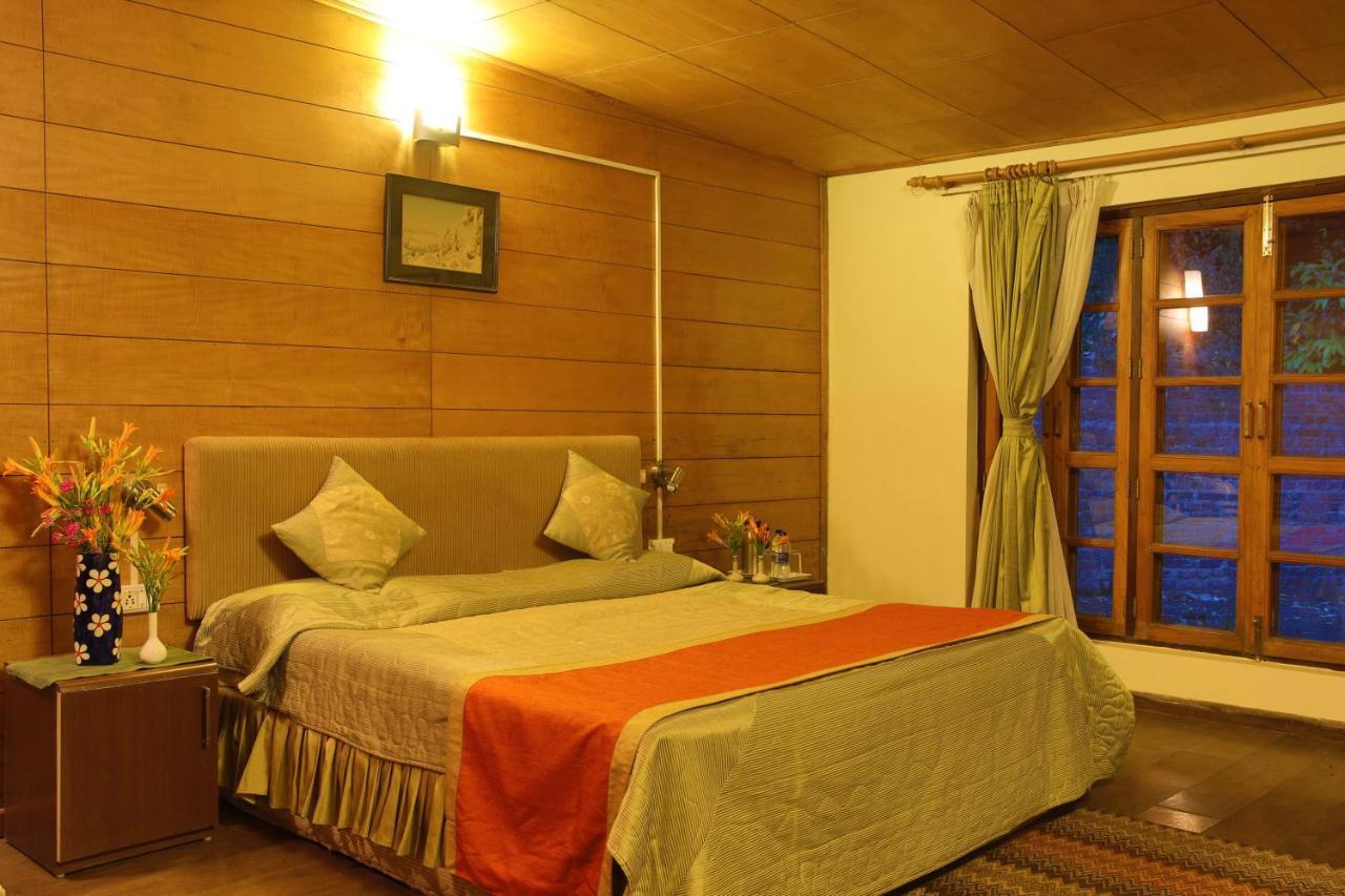 The Lake Resort Naukuchiatal Esterno foto